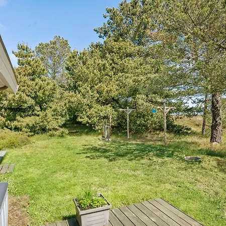 Hrefna - 350m From The Sea By Interhome *
