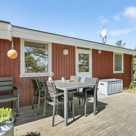 Hrefna - 350m From The Sea By Interhome Laeso