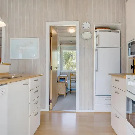 Σπίτι διακοπών Hrefna - 350m From The Sea By Interhome Laeso