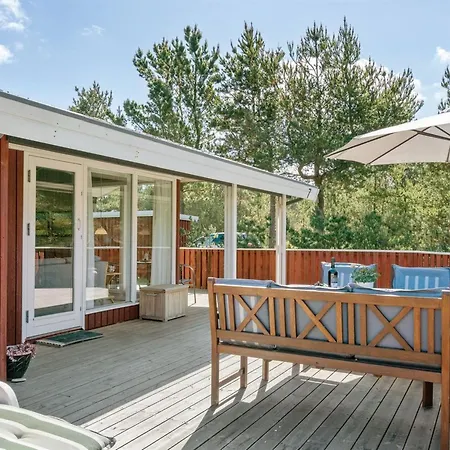 Hrefna - 350m From The Sea By Interhome